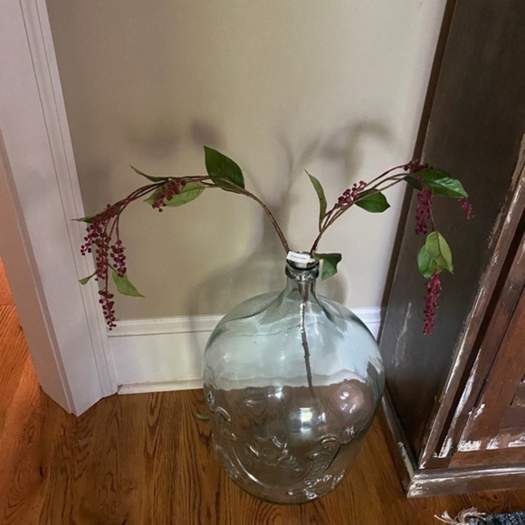 Anthropologie Faux Purple Berry Spray - Picture 5 of 7